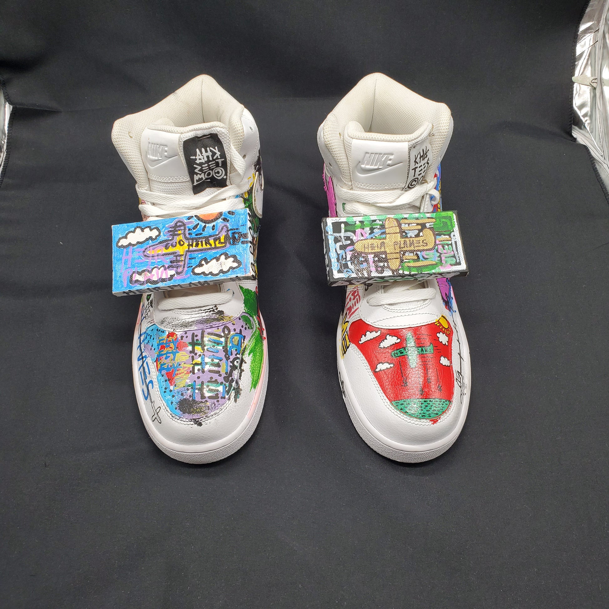 "Heir" Nike kicks image 3